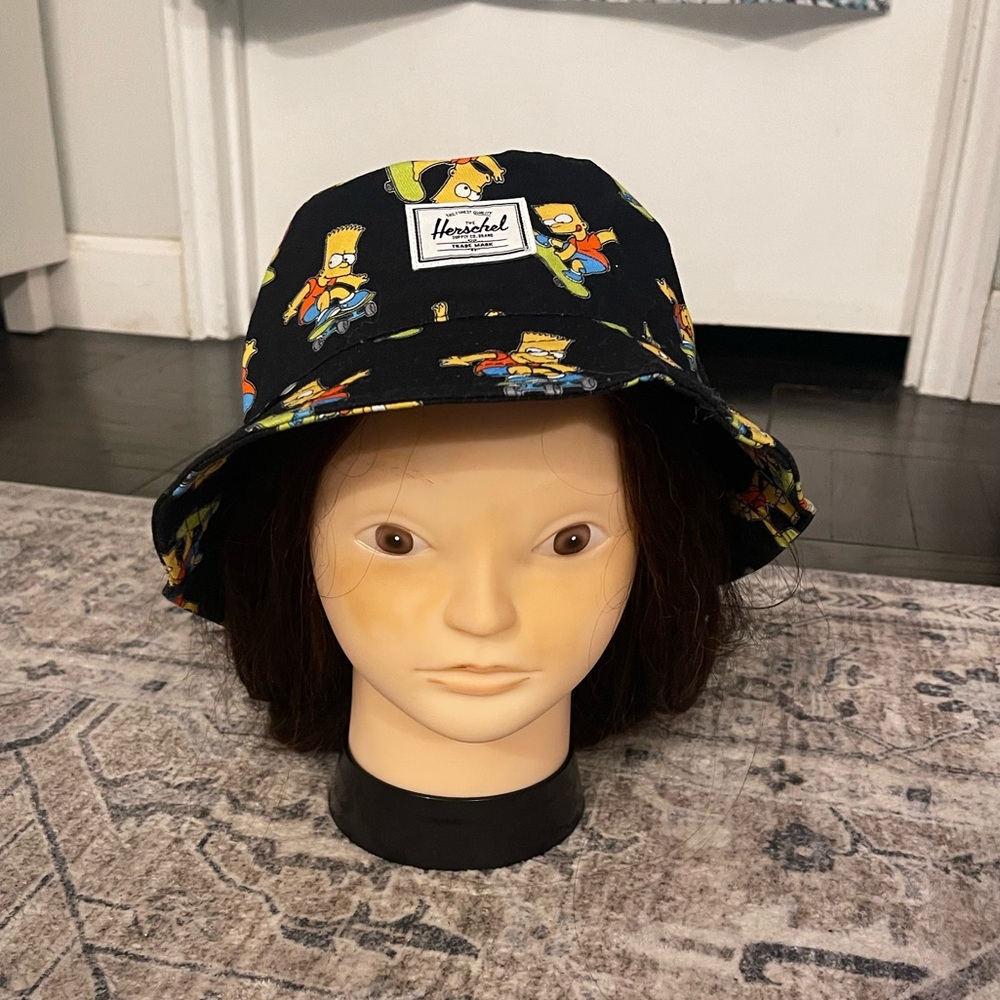 🧢 Herschel × The Simpsons Bucket Hat – NWT